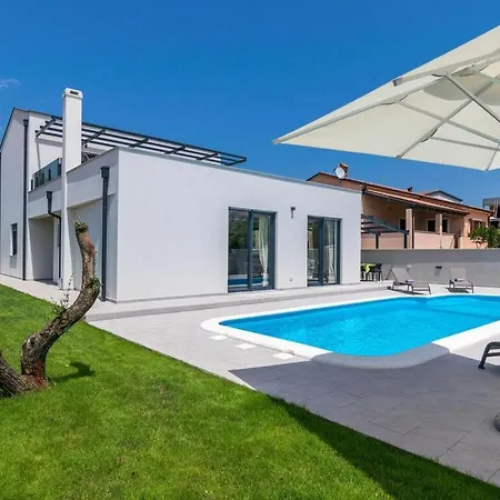 Villa Perle Comfortable Holiday Pula