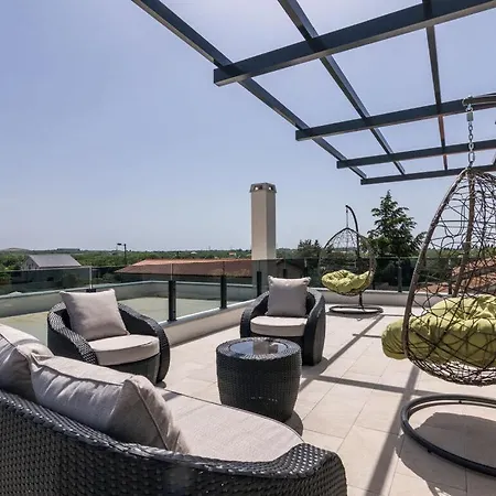 Perle Comfortable Holiday Villa